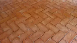 Cosa fare per pulire i pavimenti in piastrelle di marmo